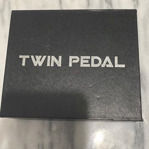 Never used Twin pedal looper